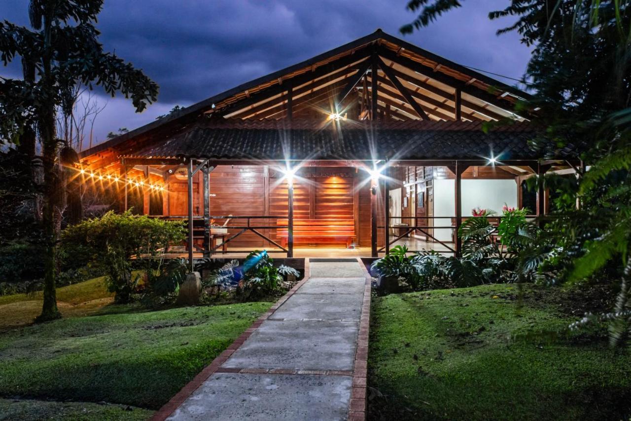 La Anita Rain Forest Colonia Dos Ríos エクステリア 写真
